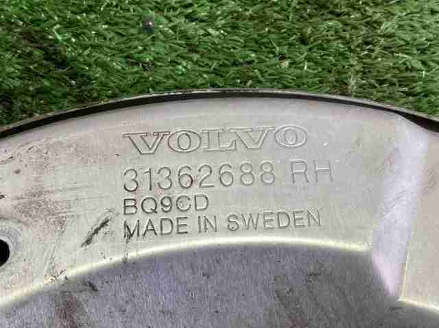 VOLVO 31362688 Защита тормозного диска переднего правого в наличии Львов