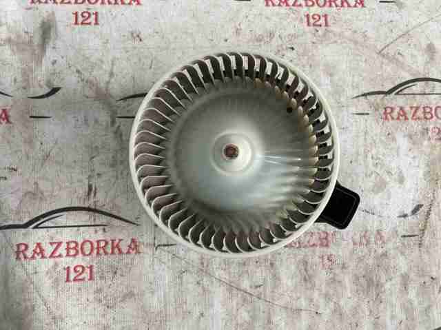 Моторчик печки 32241017 VOLVO