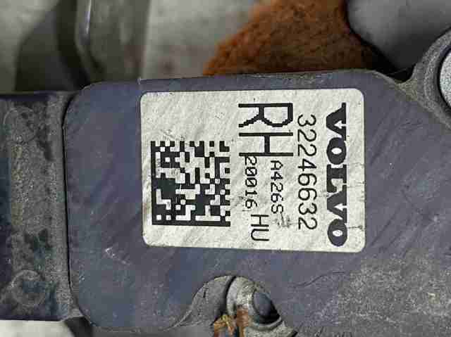 VOLVO 32381794 Датчик уровня положения кузова задний правый в наличии Николаев