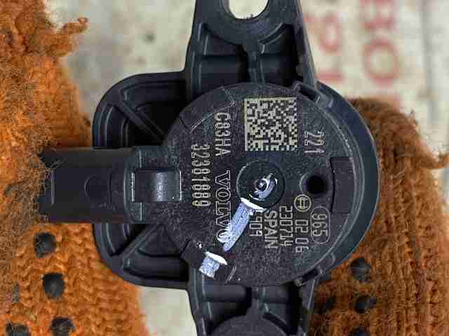 32381889 VOLVO купить в Полтава