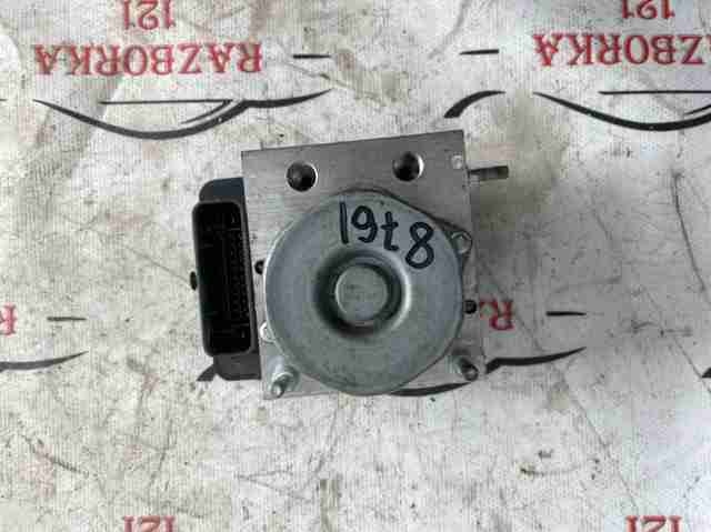 Блок управления АБС  476606FL0A NISSAN