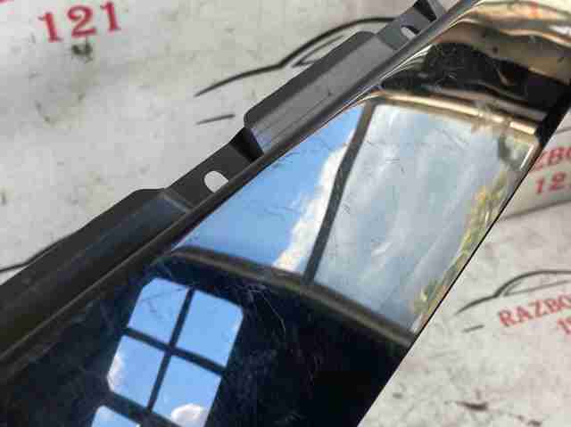 Накладка задней двери, правой, вертикальная 4M0839902 VAG