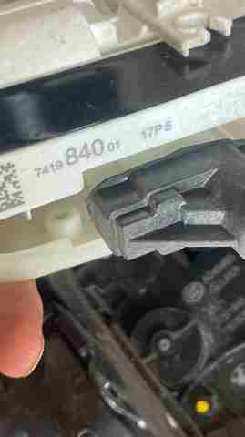 BMW 51217281948 Замок двери передней правой в наличии Ровно