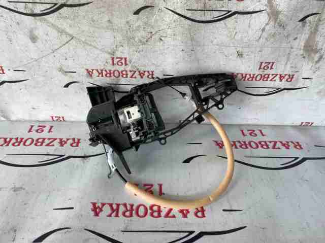 BMW 51219881773 Держатель наружной ручки двери передней левой в наличии Харьков