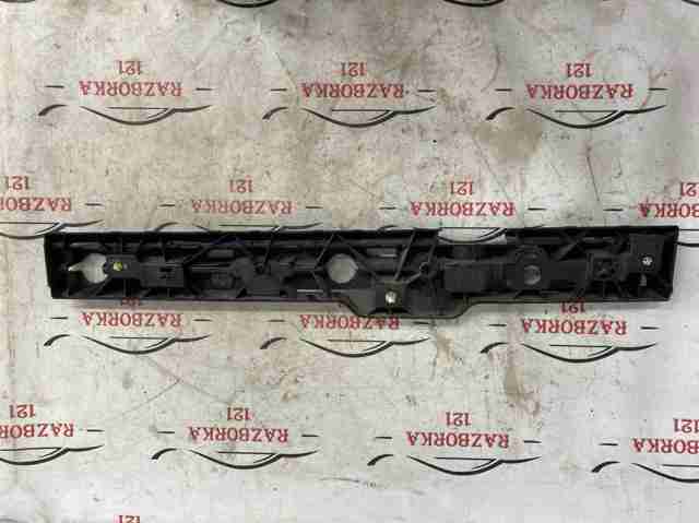 51777387346 BMW Кронштейн наружной накладки порога правой купить в Львов