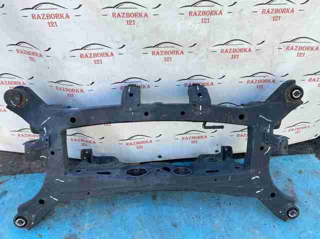 Поперечина задней подвески 554052P450 HYUNDAI