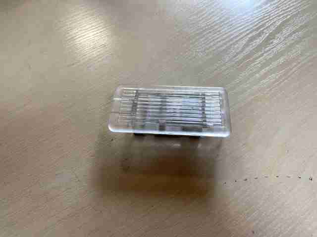 Плафон подсветки багажного отсека 63319270506 BMW
