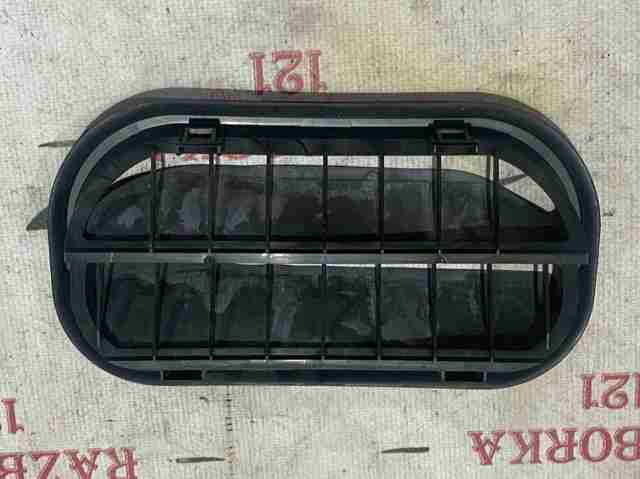 Люк заднего крыла 6R0819465A VAG