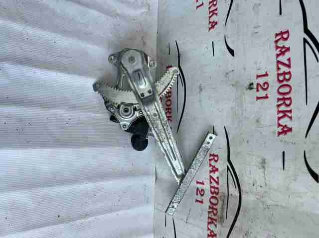 Мотор стеклоподъемника двери задней, правой 827305RB0A NISSAN