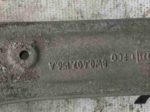 VAG 8W0407156A Рычаг передней подвески нижний правый в наличии Львов