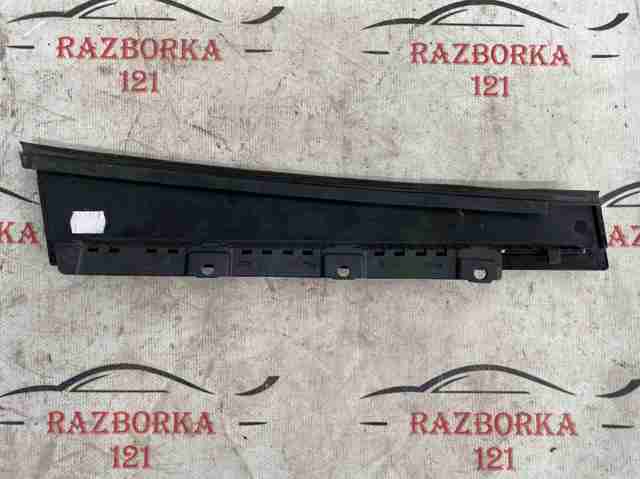 8W0839902 VAG купить в Чернигов