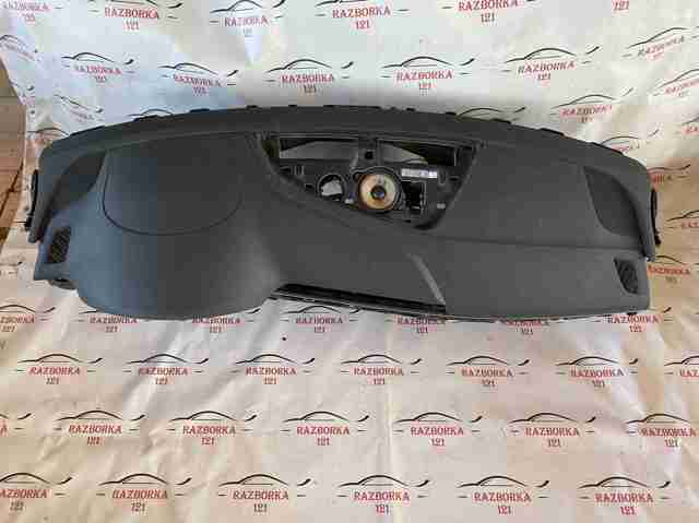 Передняя панель 8W1857001K24A VAG