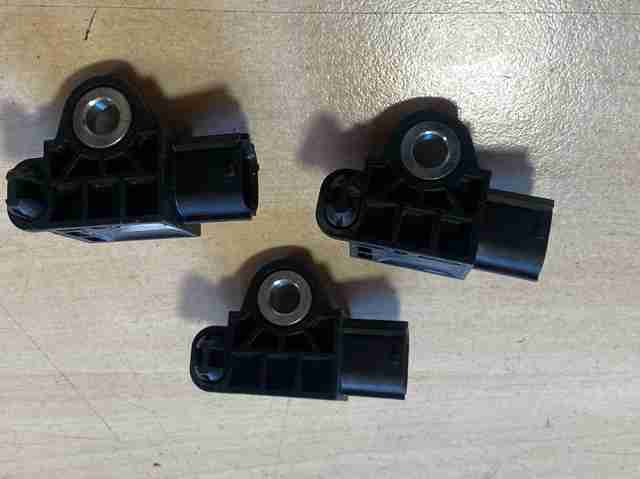 988303TA0A NISSAN Датчик удара купить в Ирпень