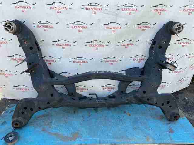 Подрамник задней подвески DB5Z5R003F FORD