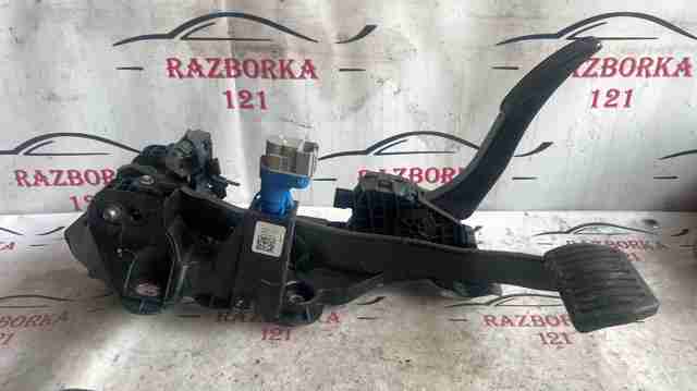 Педаль тормоза FG9Z2455A FORD