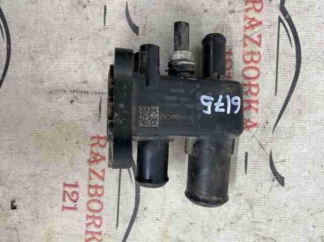Фланец охлаждающей жидкости K2GZ8K556A FORD