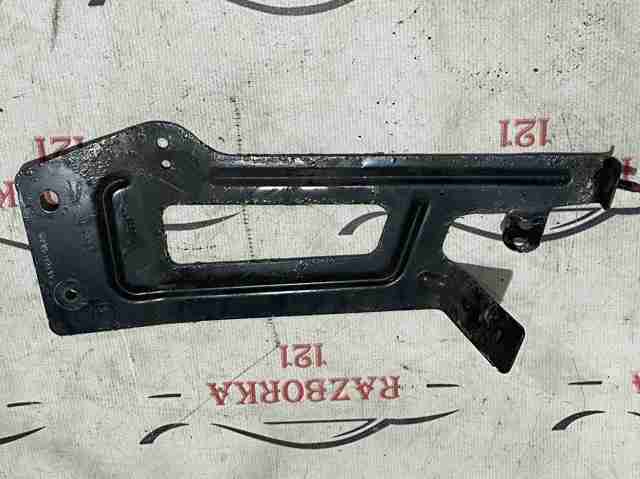 T4A15418 Кронштейн бампера заднего левый купить Полтава