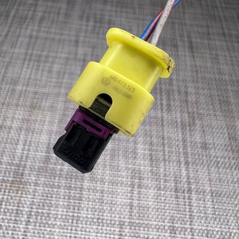 6R0973323 VAG купить в Винница