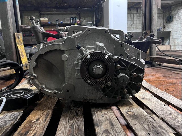 MERCEDES A0012603600 КПП в сборе (механическая коробка передач) в наличии Кривой Рог