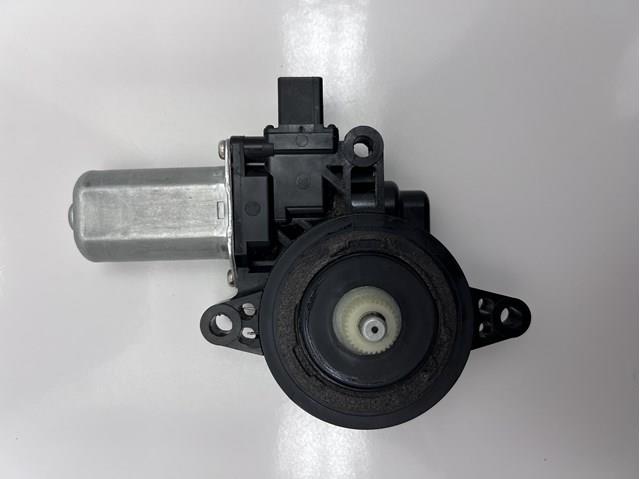 D01G5858XB MAZDA Мотор стеклоподъемника двери передней правой купить в Павлоград