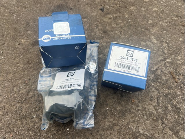 Q-FIX Q0050576 Сайлентблок заднего продольного рычага передний в наличии Украина