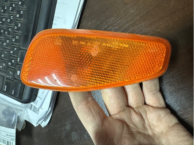 CHRYSLER 51953114 Поворотник правый в наличии Одесса