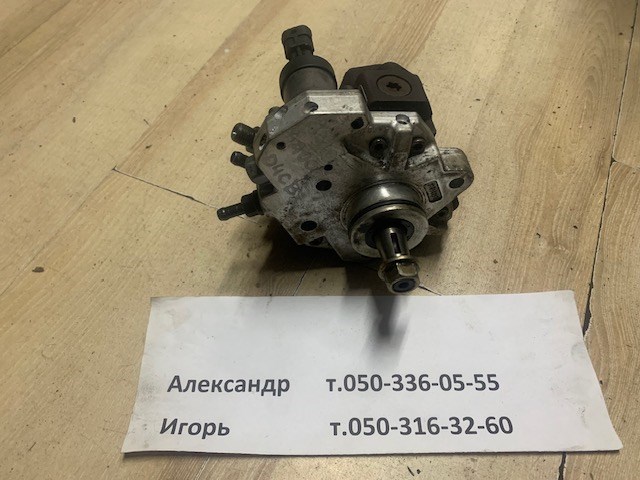 Насос топливный высокого давления (ТНВД) 0445010052 BOSCH