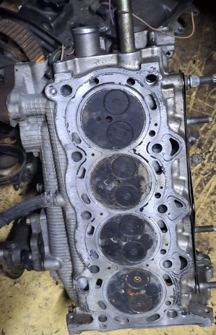 Головка двигателя 1110133030 TOYOTA