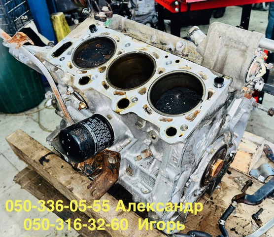 Блок цилиндров двигателя 1140129556 TOYOTA
