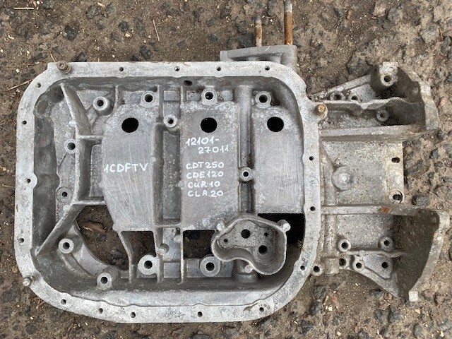 Масляный поддон 1210127011 TOYOTA