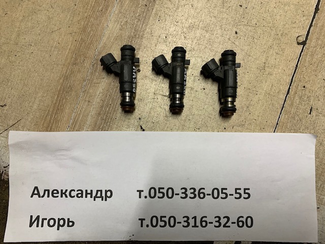 Форсунка дизельная в сборе 16611AA350 SUBARU
