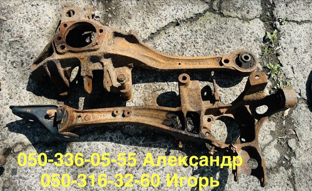 Цапфа поворотная правая 20252AG000 SUBARU
