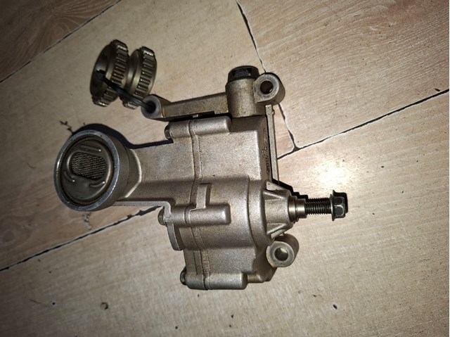 213102G011 HYUNDAI Масляный насос купить в Кривой Рог