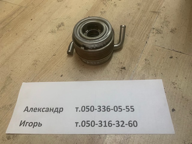 Радиатор масляный (холодильник), под фильтром 21311AA051 SUBARU