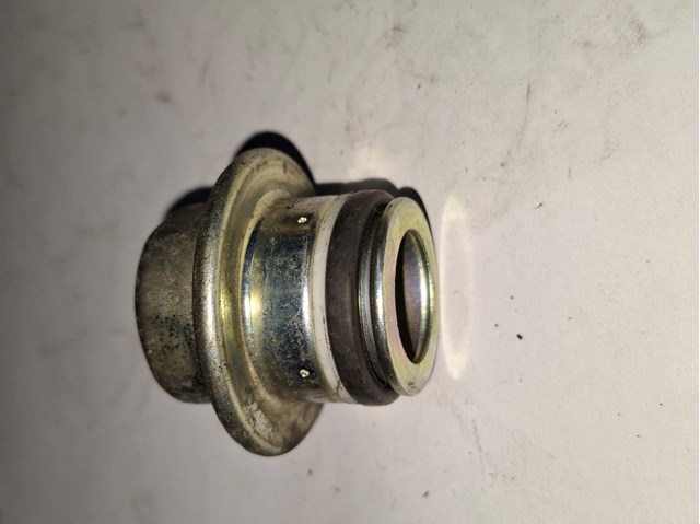 TOYOTA 2327031040 в наличии Николаев