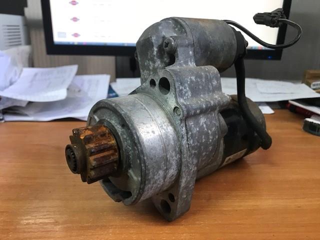Стартер двигателя 233004W015 NISSAN