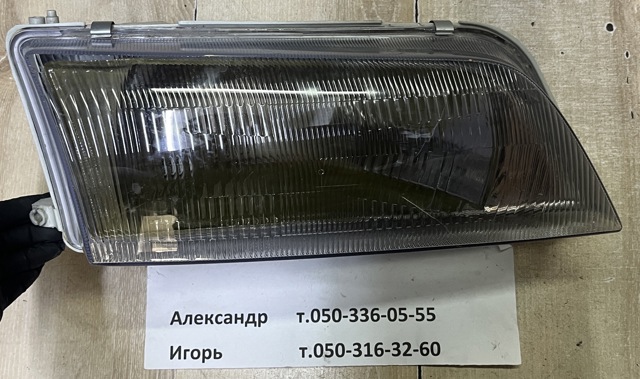 Фара правая 2601044U25 NISSAN
