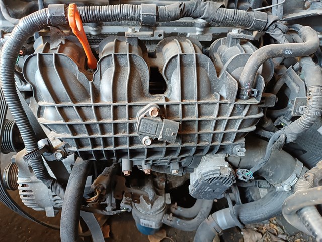 Коллектор впускной 283102G900 HYUNDAI