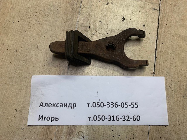 Вилка выключения сцепления 3120420131 TOYOTA