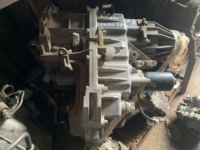 Делитель передач 331007S110 NISSAN