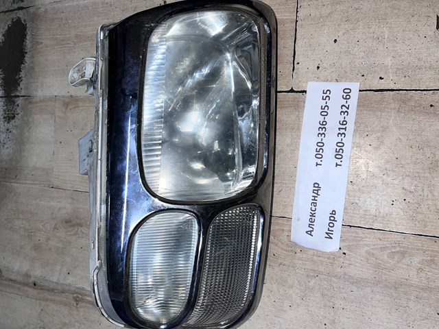 SUZUKI 3512065D21 Правая фара в наличии Черновцы