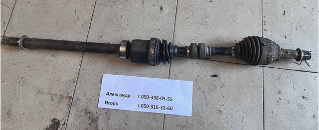 Полуось передняя, правая 39100JN00A NISSAN