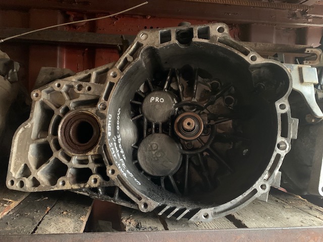 Коробка передач 4300038070 HYUNDAI