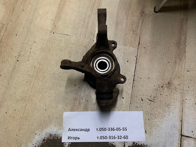 Цапфа поворотного кулака 4321205060 TOYOTA