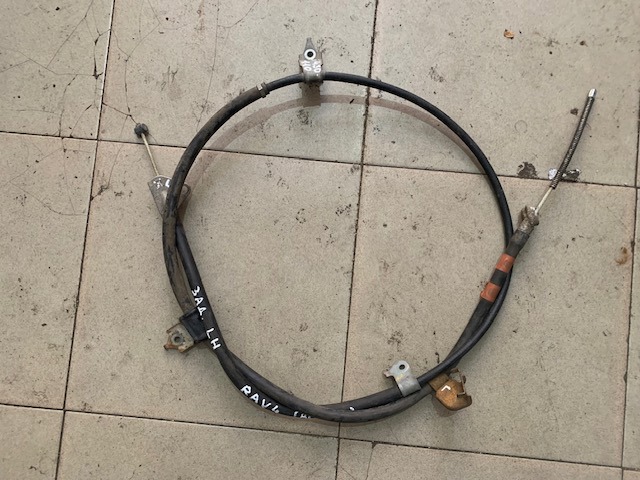 TOYOTA 4643042110 Трос ручника в наличии Винница