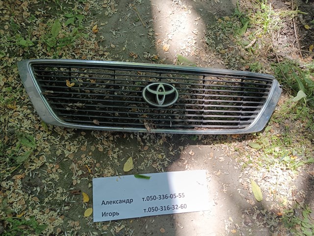 TOYOTA 53100AC010 Решетка радиатора в наличии Киев