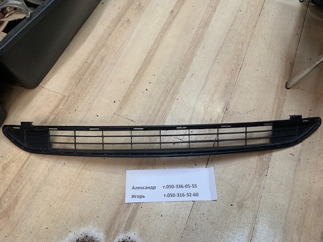 5311242100 TOYOTA Решетка бампера переднего верхняя купить в Одесса