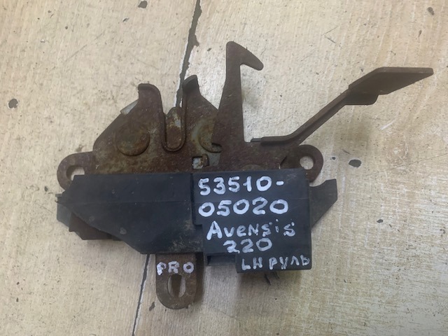 Замок крышки капота 5351005020 TOYOTA