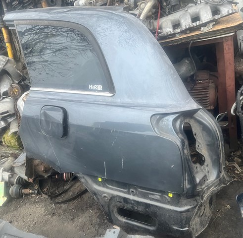 Стекло багажника, левое 6272005100 TOYOTA