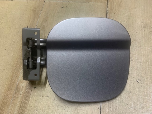 Дверка бензобака 63910SWAA00ZZ HONDA